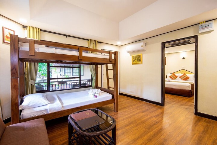 Room 54 of 179