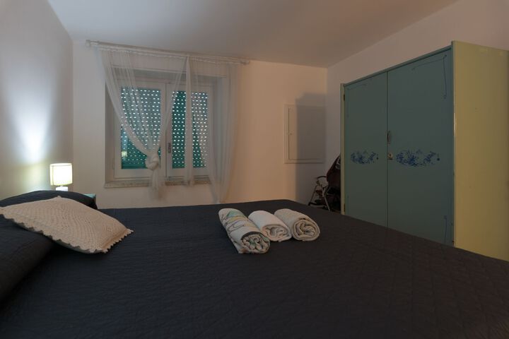 Room 12 of 14