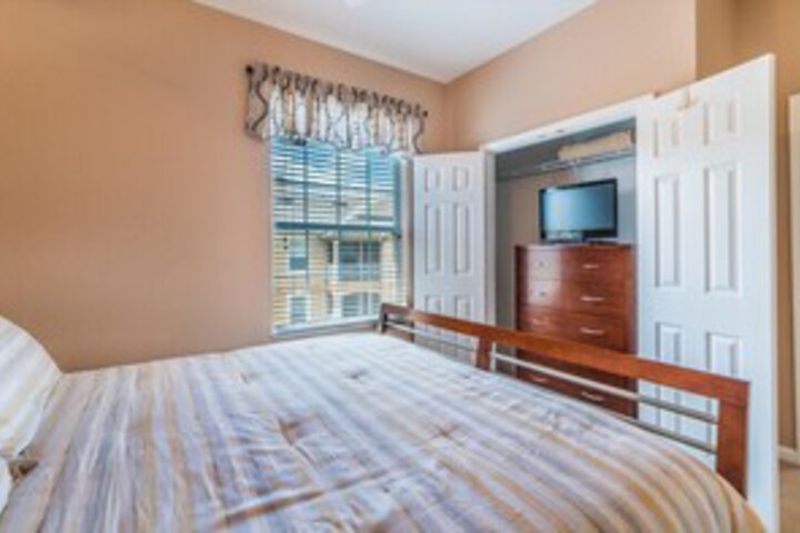 Room 42 of 43