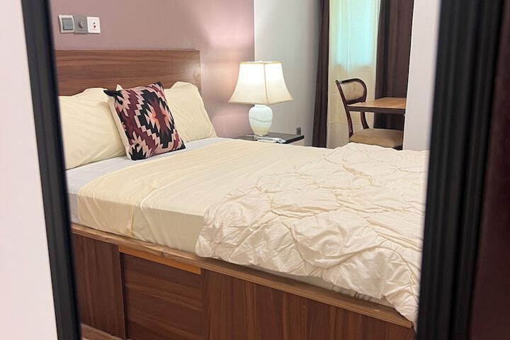 Room 43 of 137