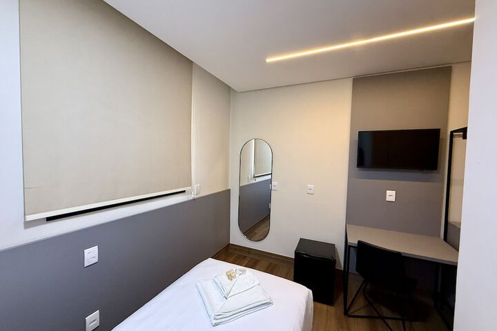 Room 17 of 26