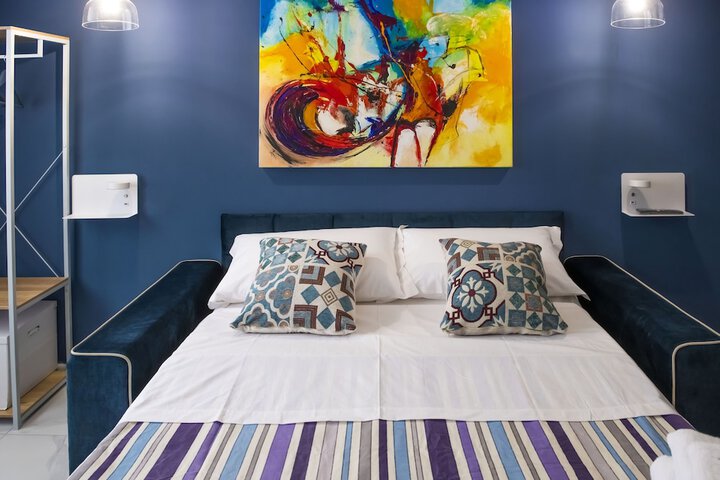 Room 17 of 141