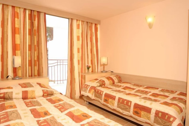 Room 3 of 23