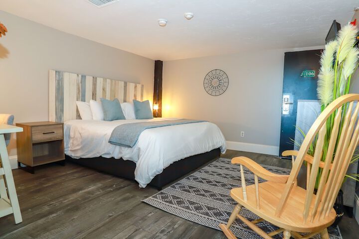 Room 44 of 140