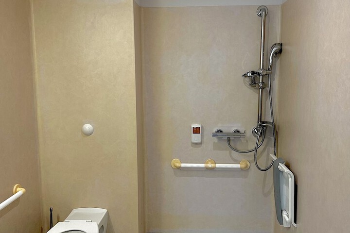 Room 11 of 22