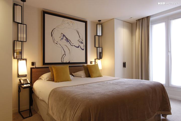 Room 10 of 60