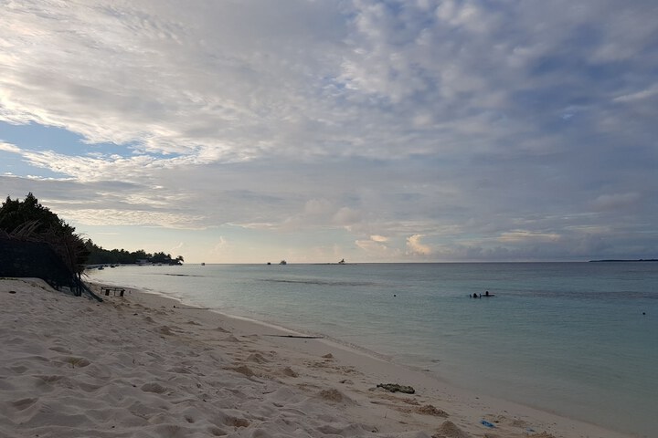 Beach 4 of 9