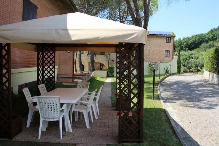 Terrace/Patio 79 of 132