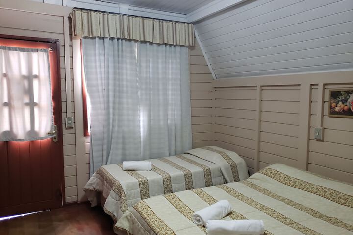 Room 2 of 23