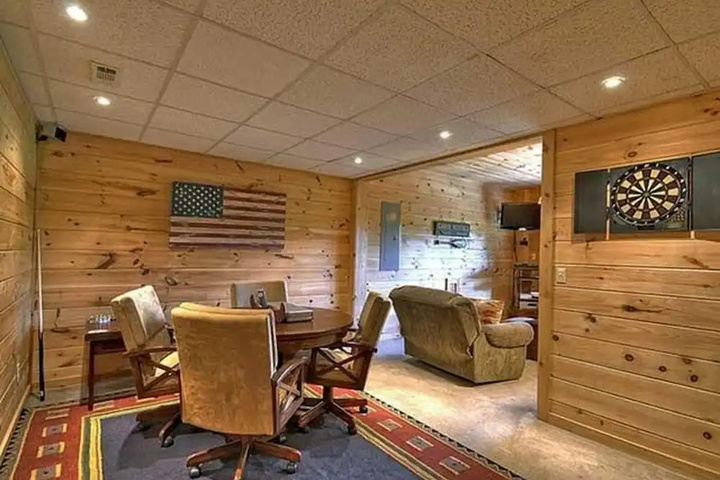 Room 3 of 12