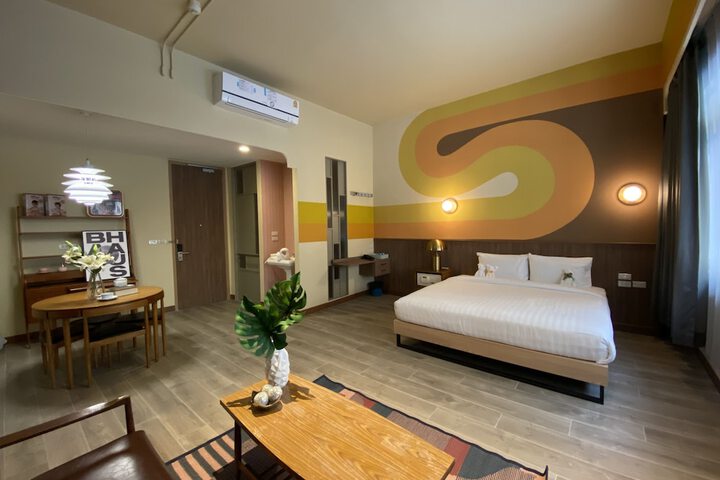 Room 26 of 149