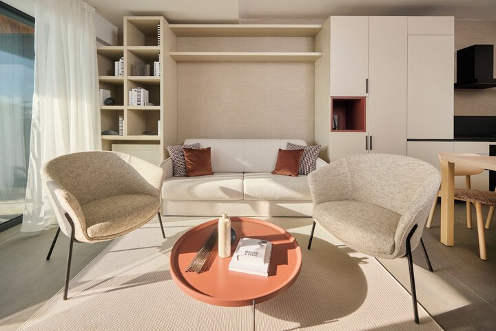 Room 16 of 41