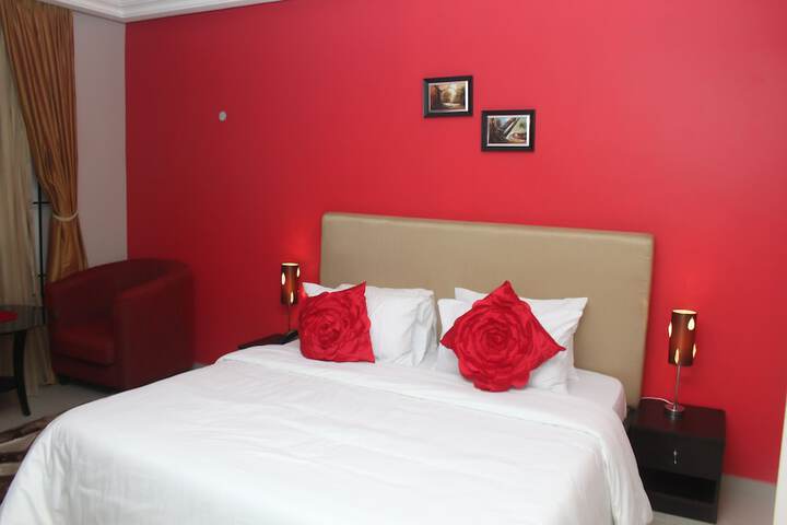 Room 3 of 23