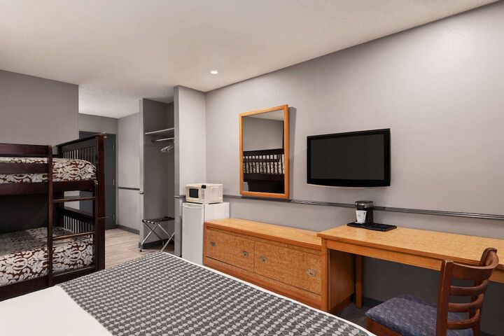 Room 12 of 56
