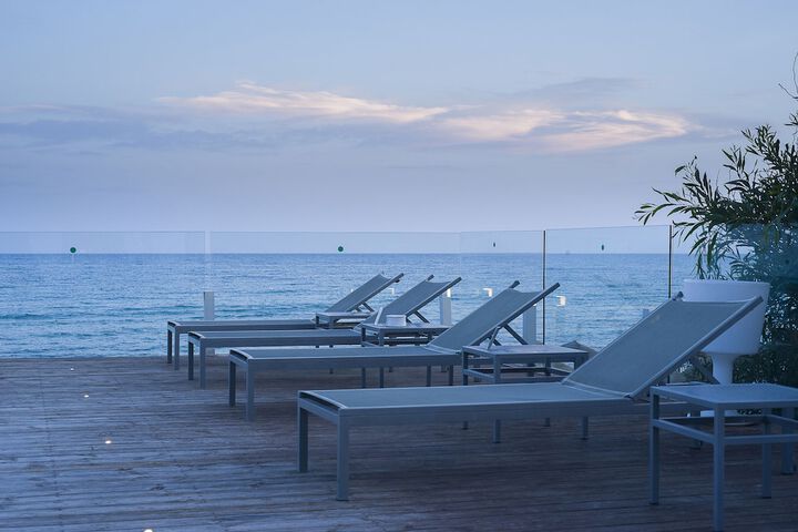 Pools & Facilities