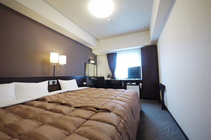 Room 5 of 29