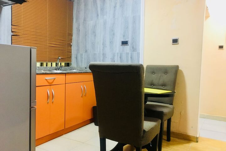 Room 17 of 34