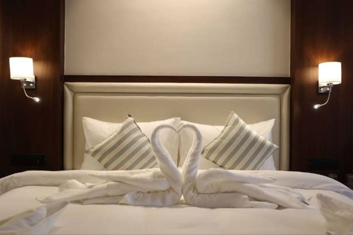 Room 3 of 19