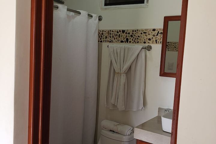 Room 21 of 76
