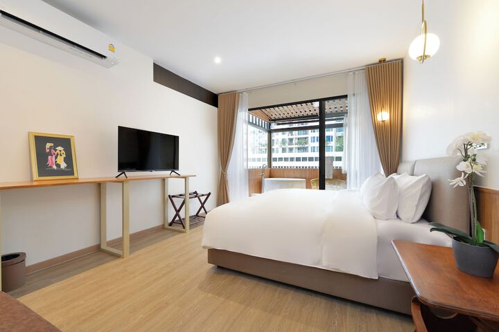 Room 14 of 49
