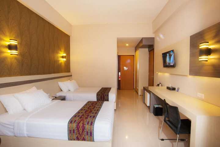 Room 9 of 43