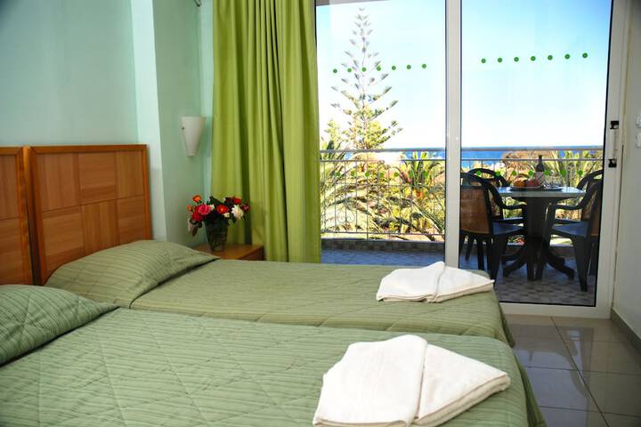 Room 20 of 42