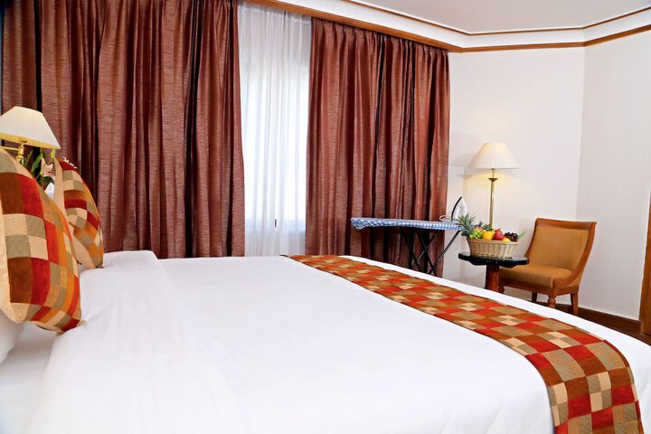 Room 4 of 45