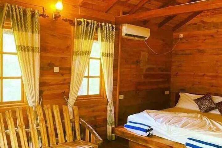 Room 3 of 6