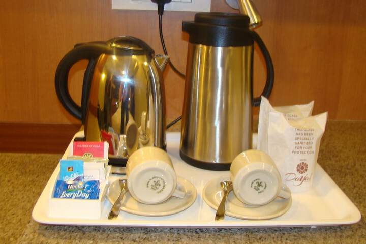 Breakfast/Coffee Service 26 of 42