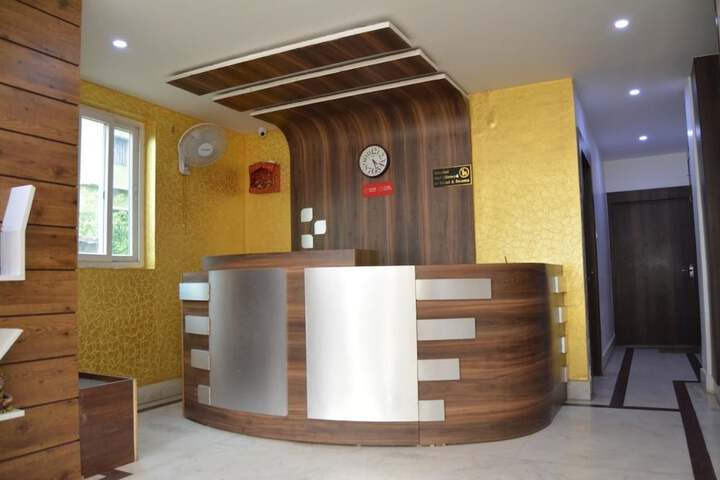 Hotel Grand Sheela