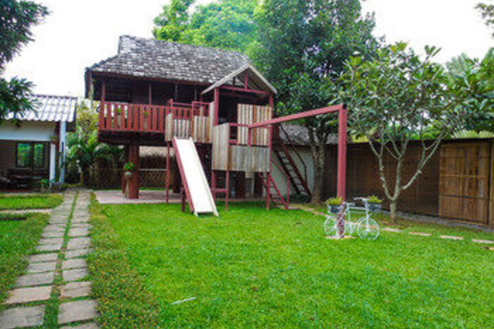 Property Grounds 106 of 136