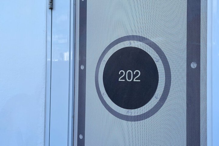 Room 17 of 71