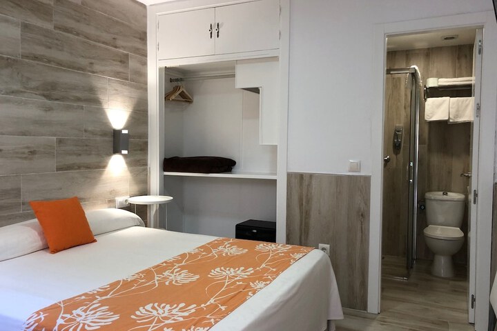 Room 21 of 39