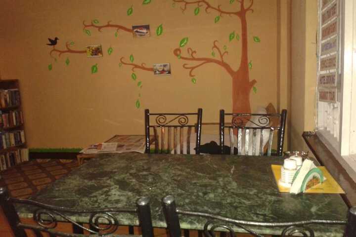 Dining 50 of 66