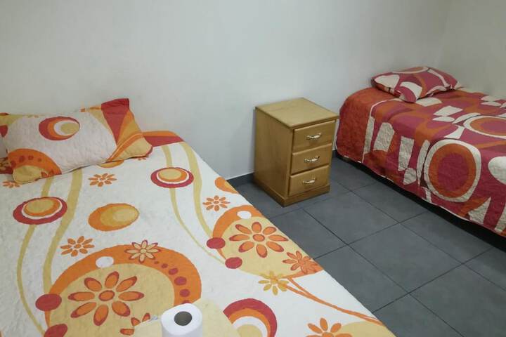 Room 9 of 26