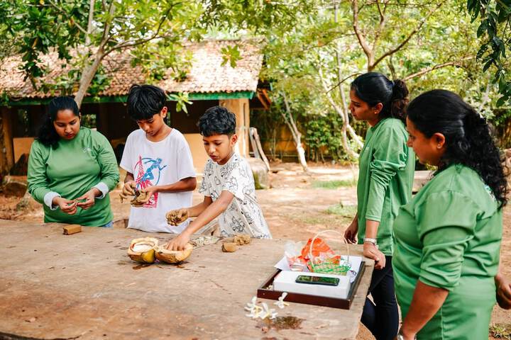 Childrens Activities 75 of 132
