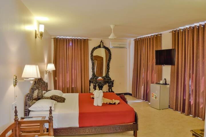 Room 81 of 163