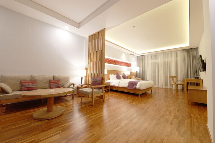 Room 35 of 111
