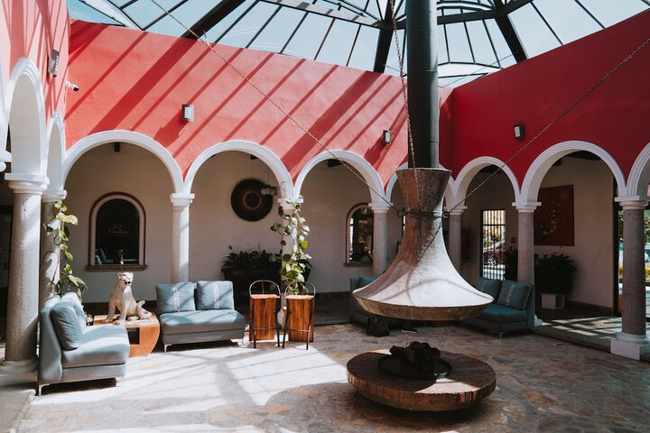 Guest Lobby
