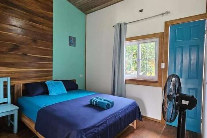 Room 4 of 36