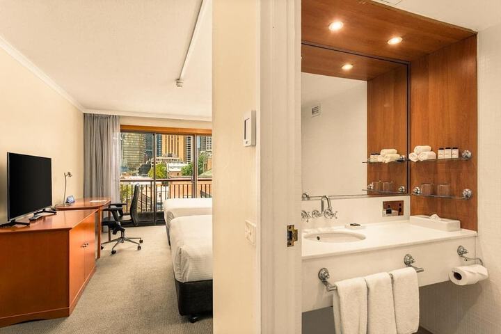 Room 29 of 59