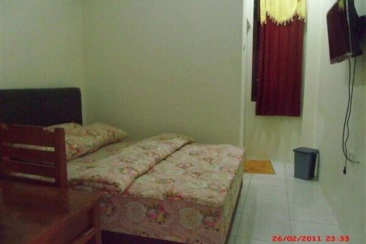 Room 12 of 35