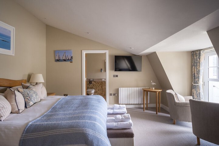 Room 48 of 94