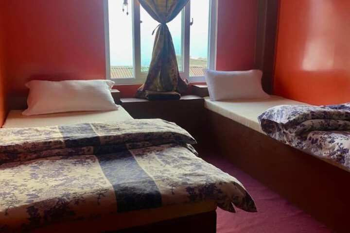 Room 4 of 22