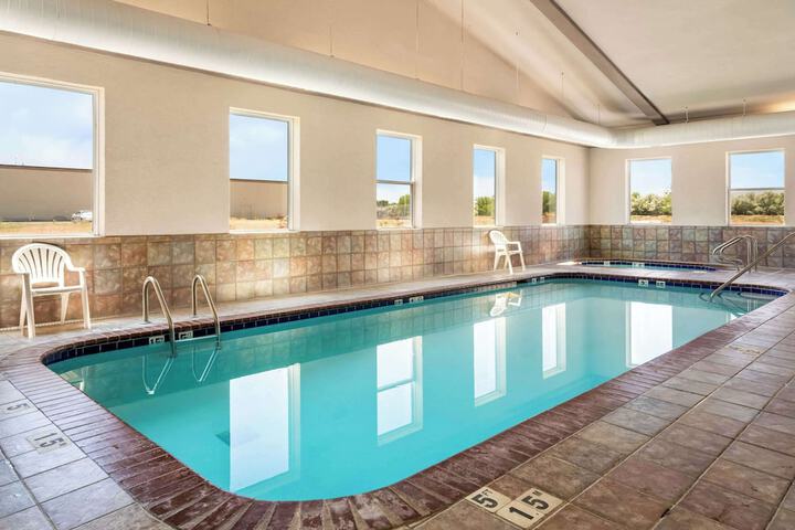Pools & Facilities