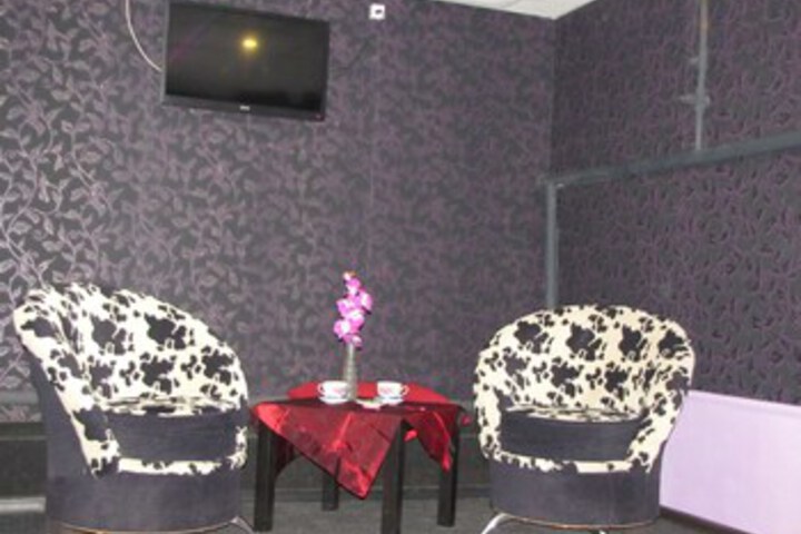 Room 6 of 23