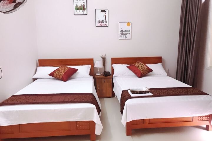 Room 7 of 28