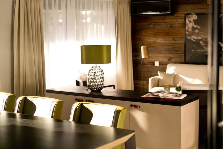 Room 36 of 102