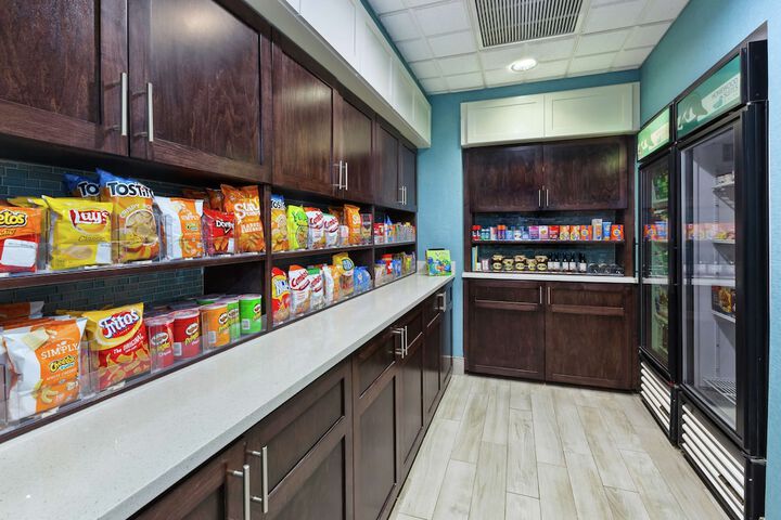 Snack bar