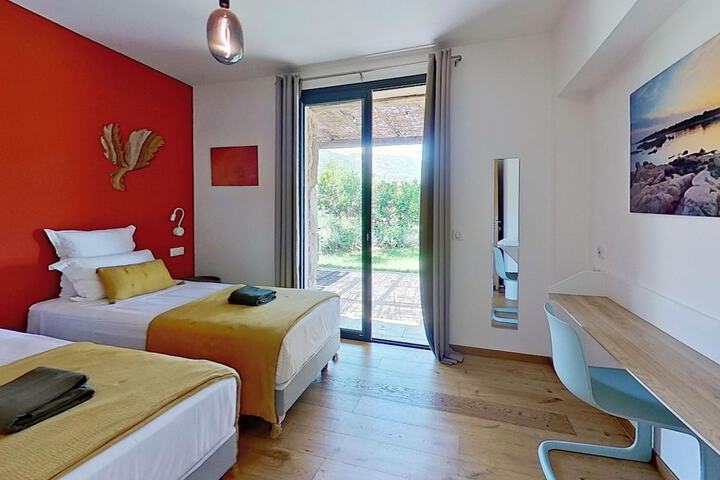 Room 10 of 55